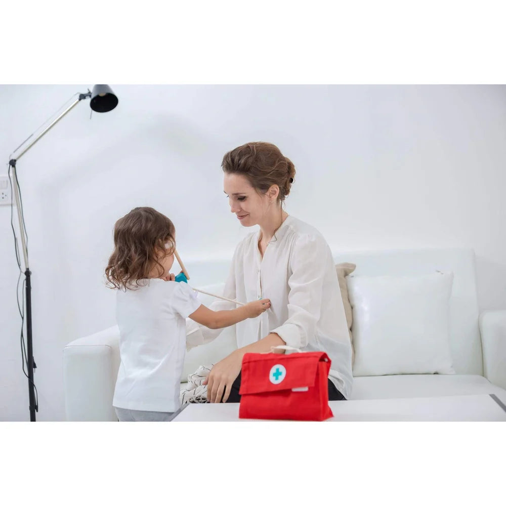 Plan Toys doctor kit
