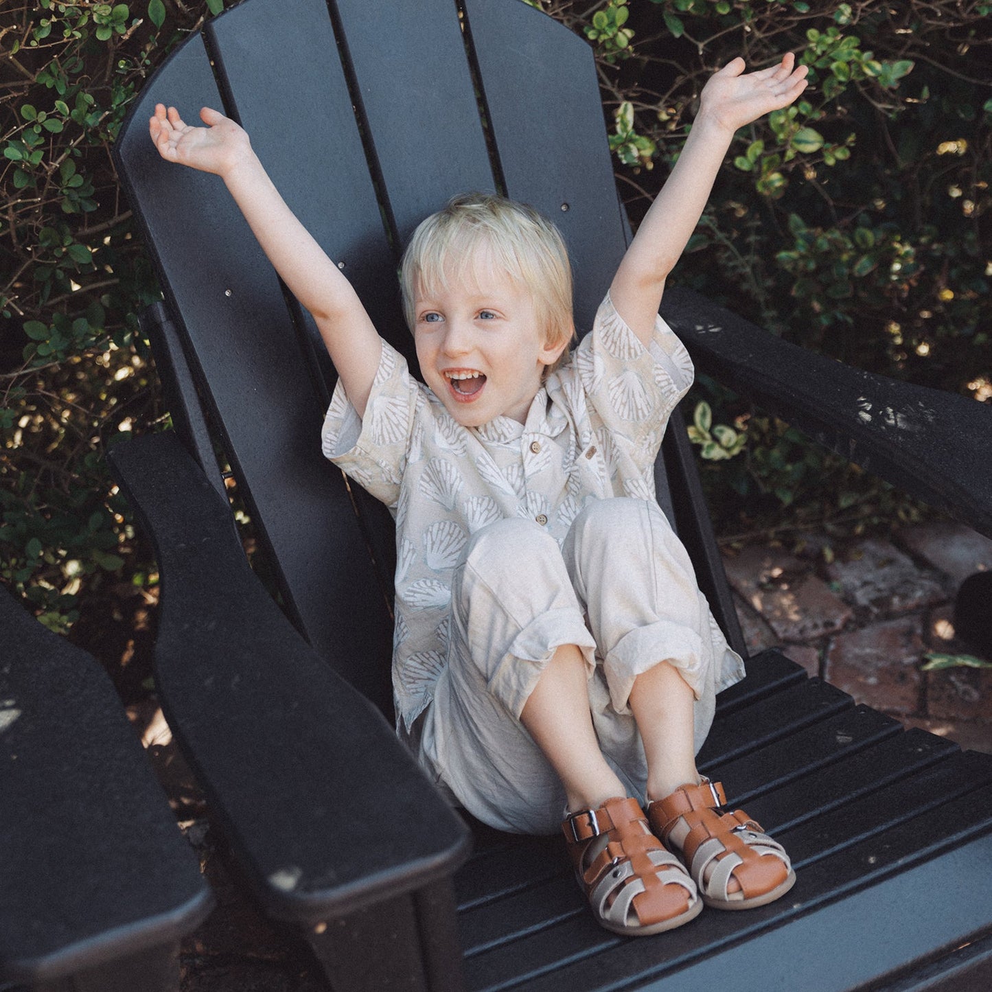Avery - Latte Brown