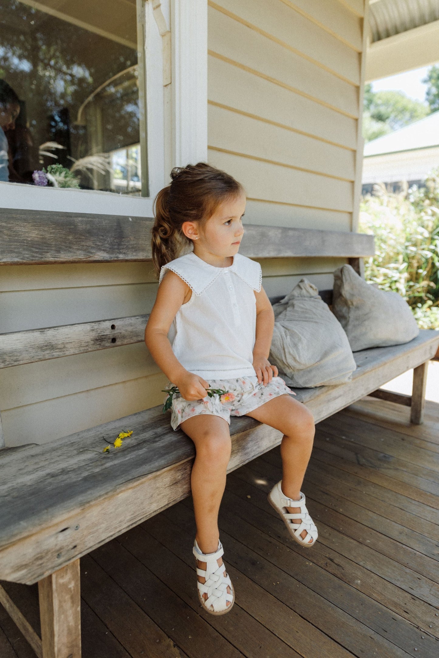 Wonderland Short