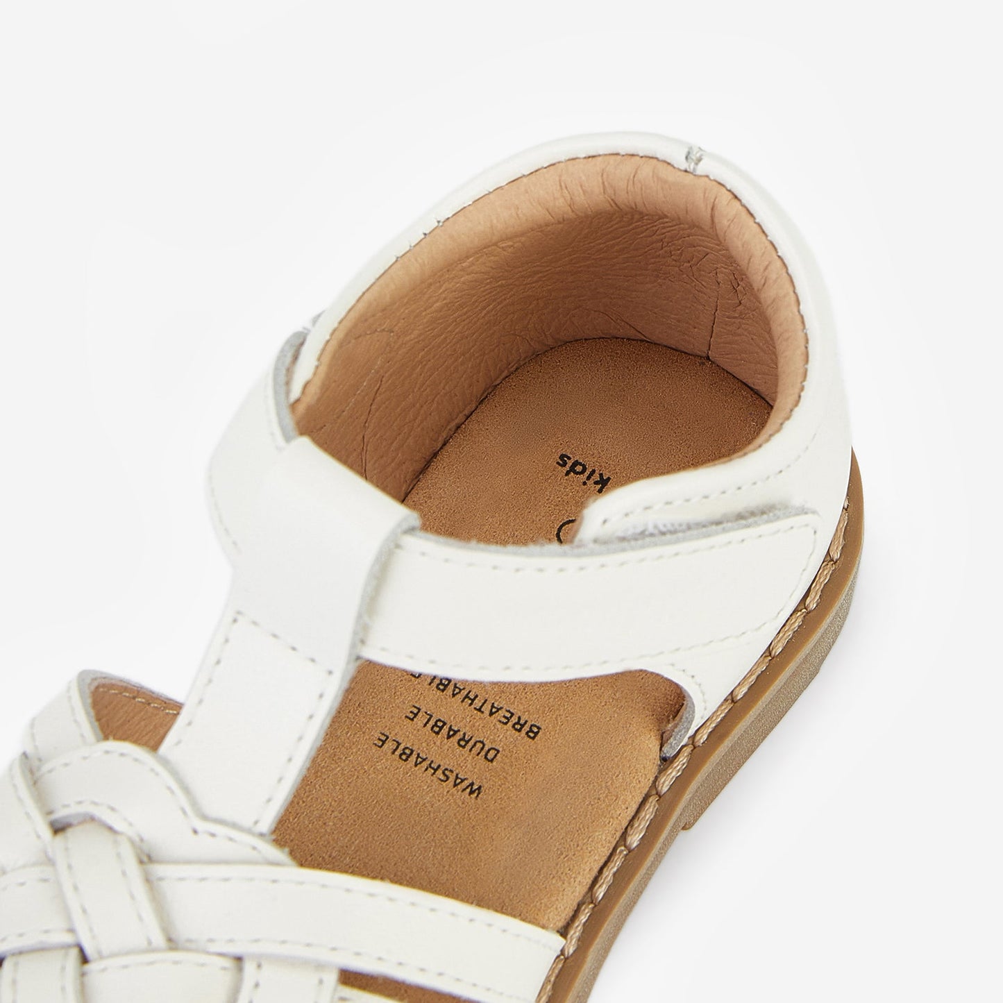 Sela - Cloud White