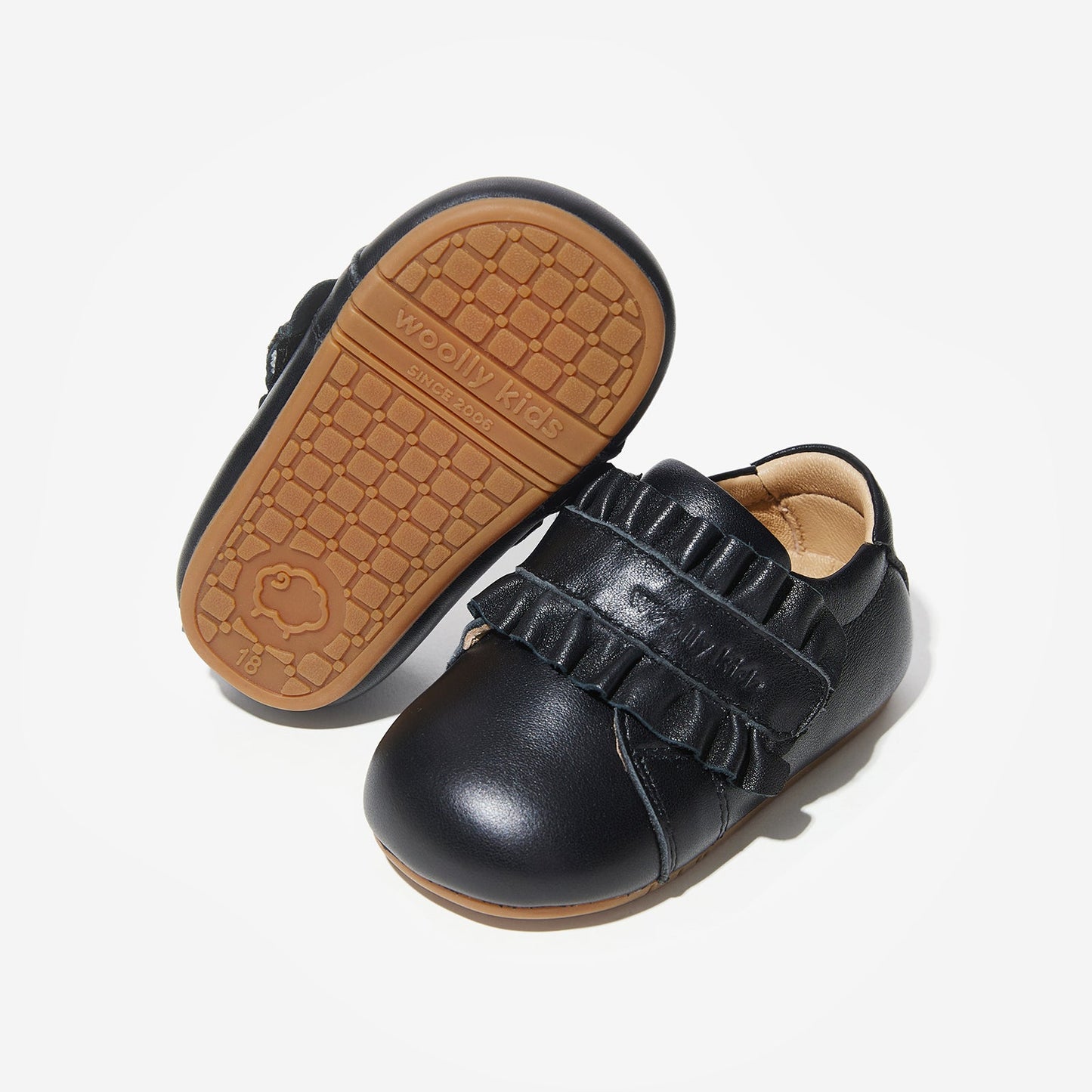 Emily - Retro Black