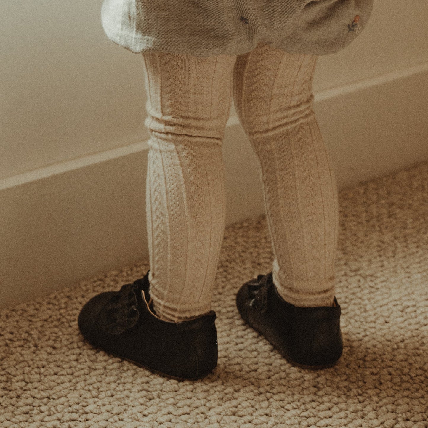 Emily - Retro Black