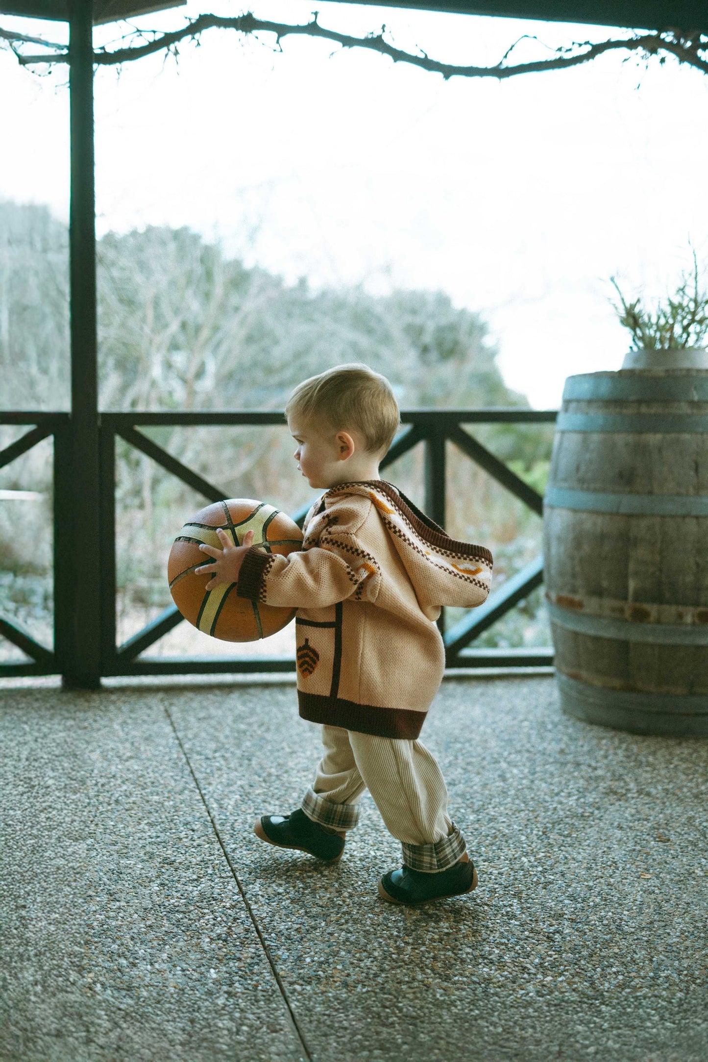 Feleece Island-Style Hoodie - Warm Pinecone