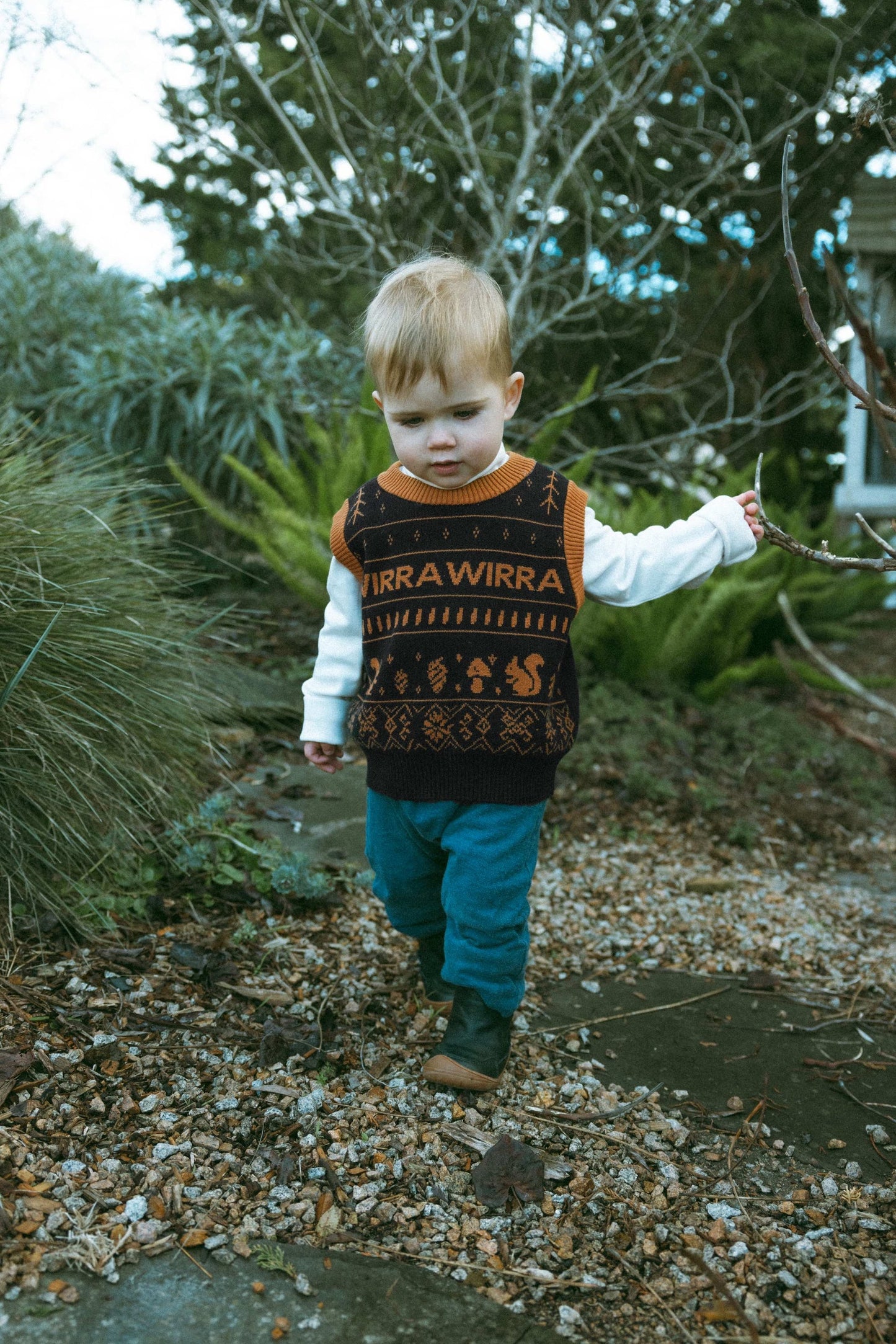 Forest Code Knitted Vest - Dark Night Blue