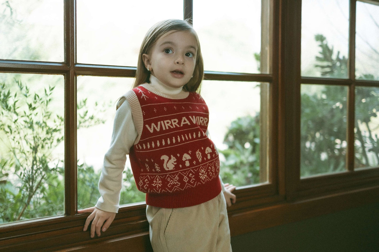 Forest Code Knitted Vest - berry red