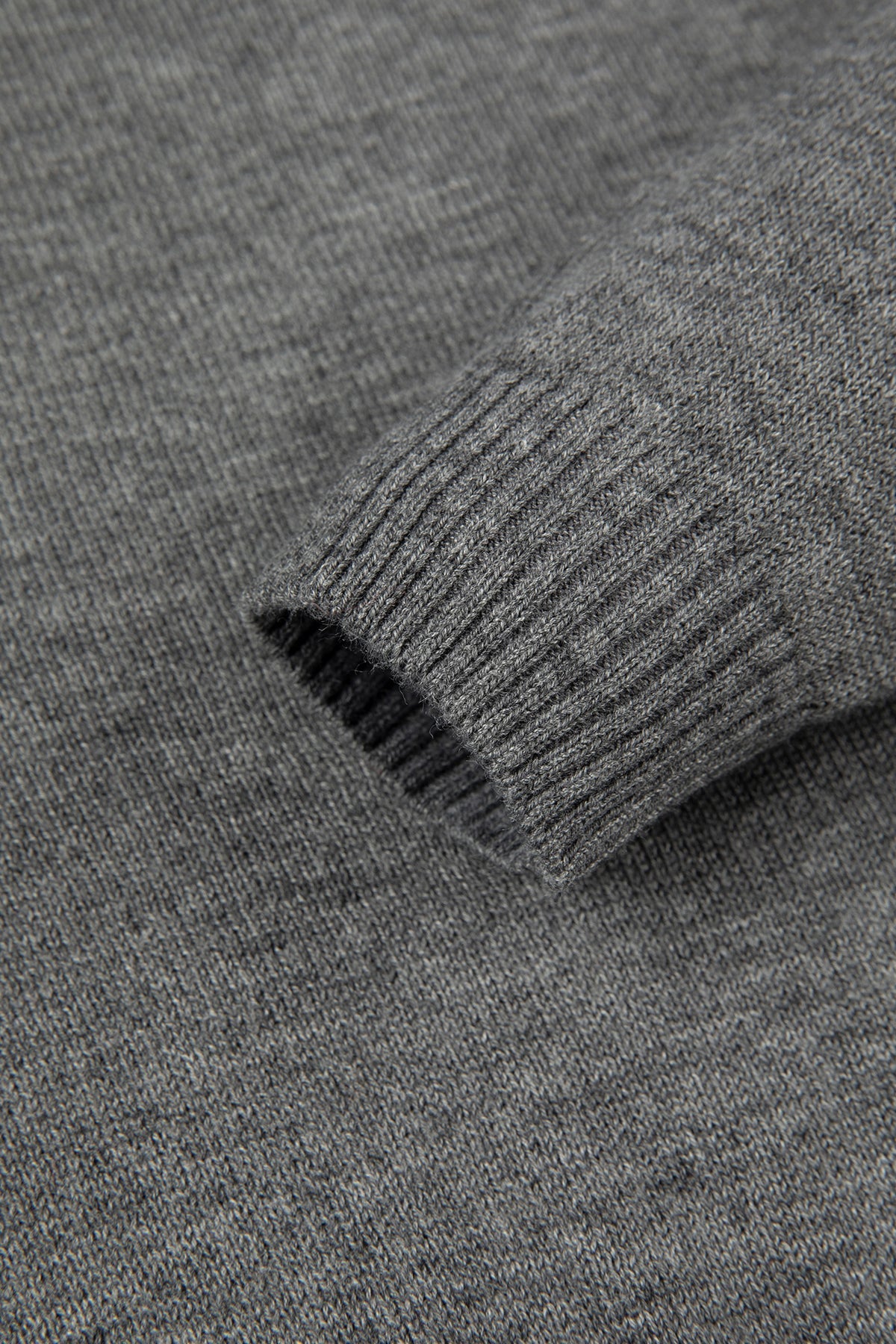 Grey Shadow Wool Cardigan - Cloud and mist dust