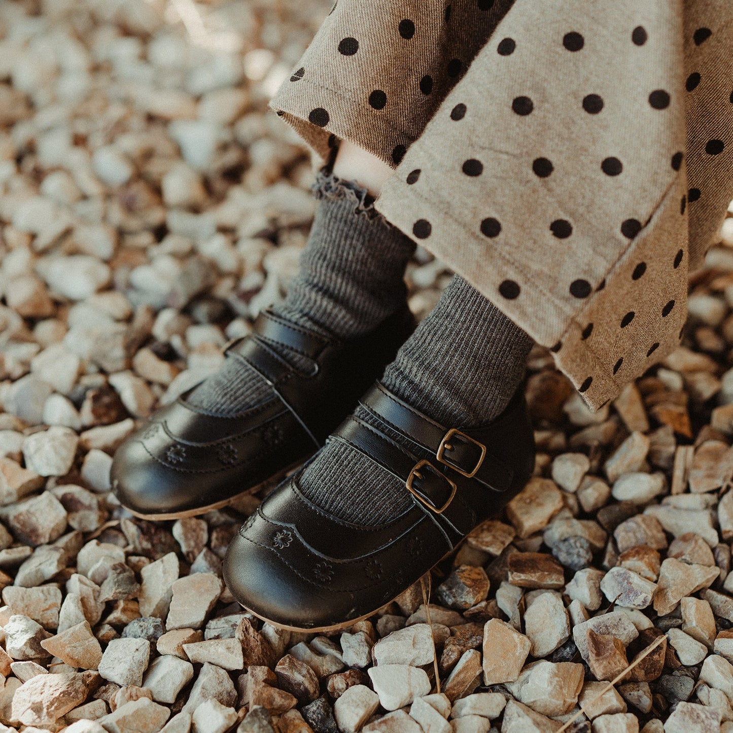 Hailey - Retro Black