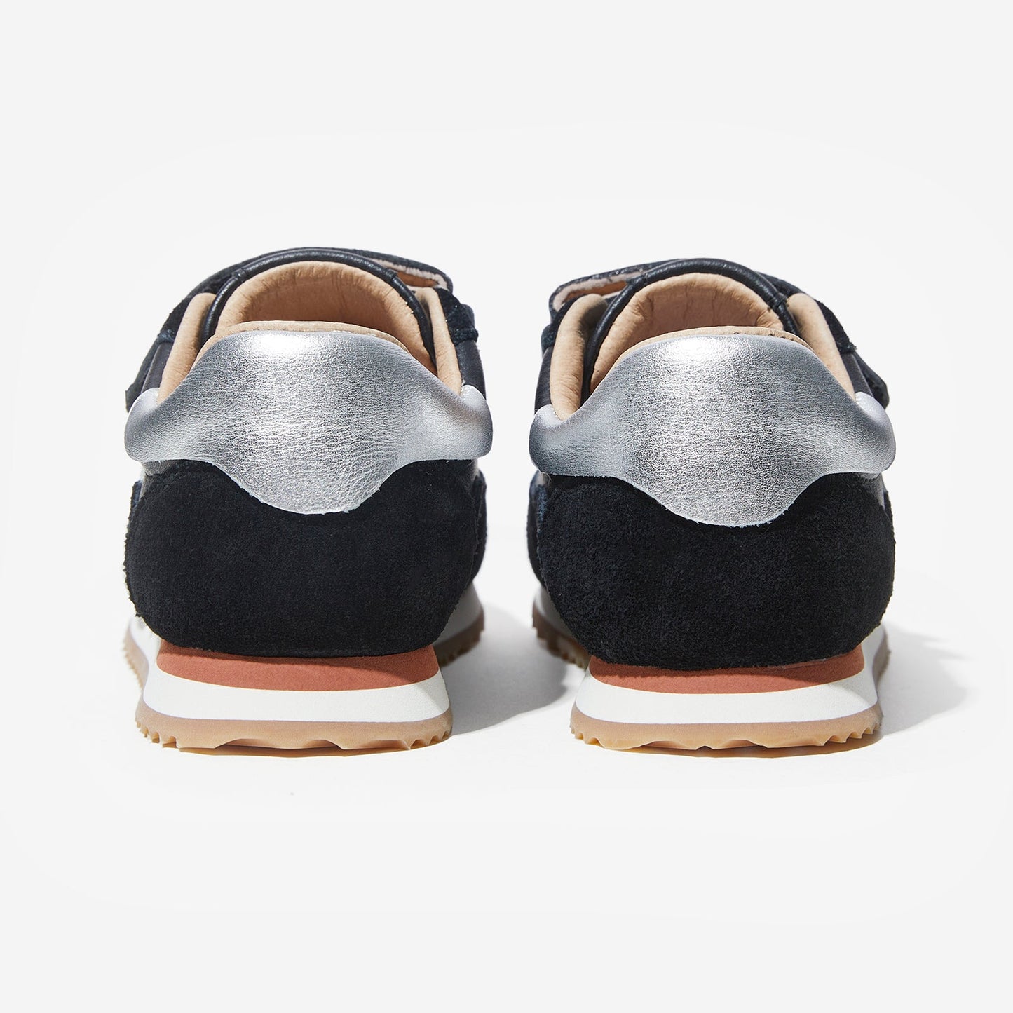 Joey - Retro Black