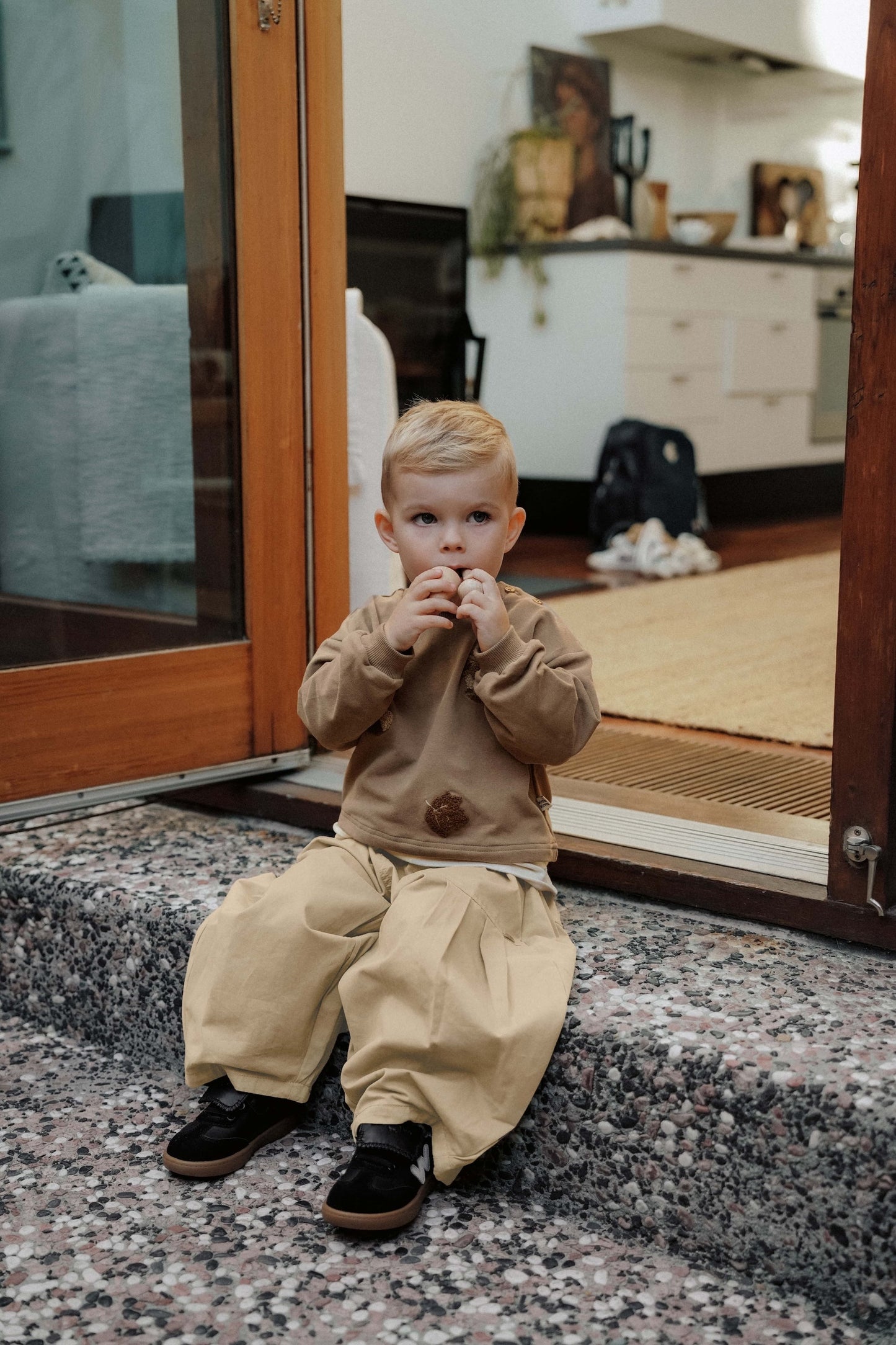 Kangoroo Carry Trousers - Hazelnut Latte