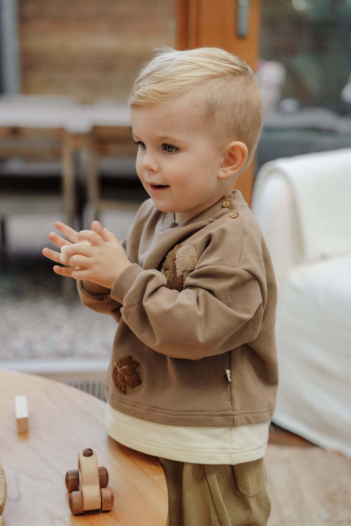 Little Forager Pullover - Acorn Brown