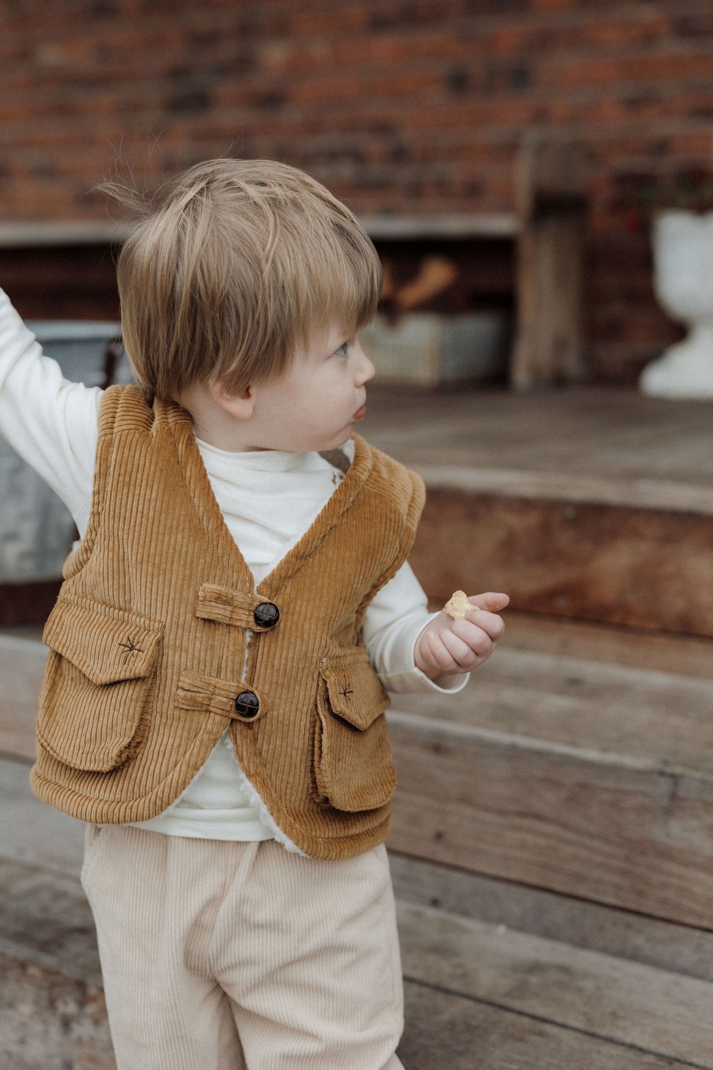 Reversible Sleeveless - Beige