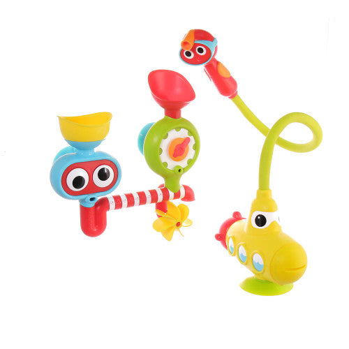 Yookidoo Submarine Spray Station - Water play becomes extreme when you’ve got a submarine… And when that award-winning submarine sprays water into the funny activity station, it sets off a string of magical chain reactions, creating endless delight and exploration during bath time.