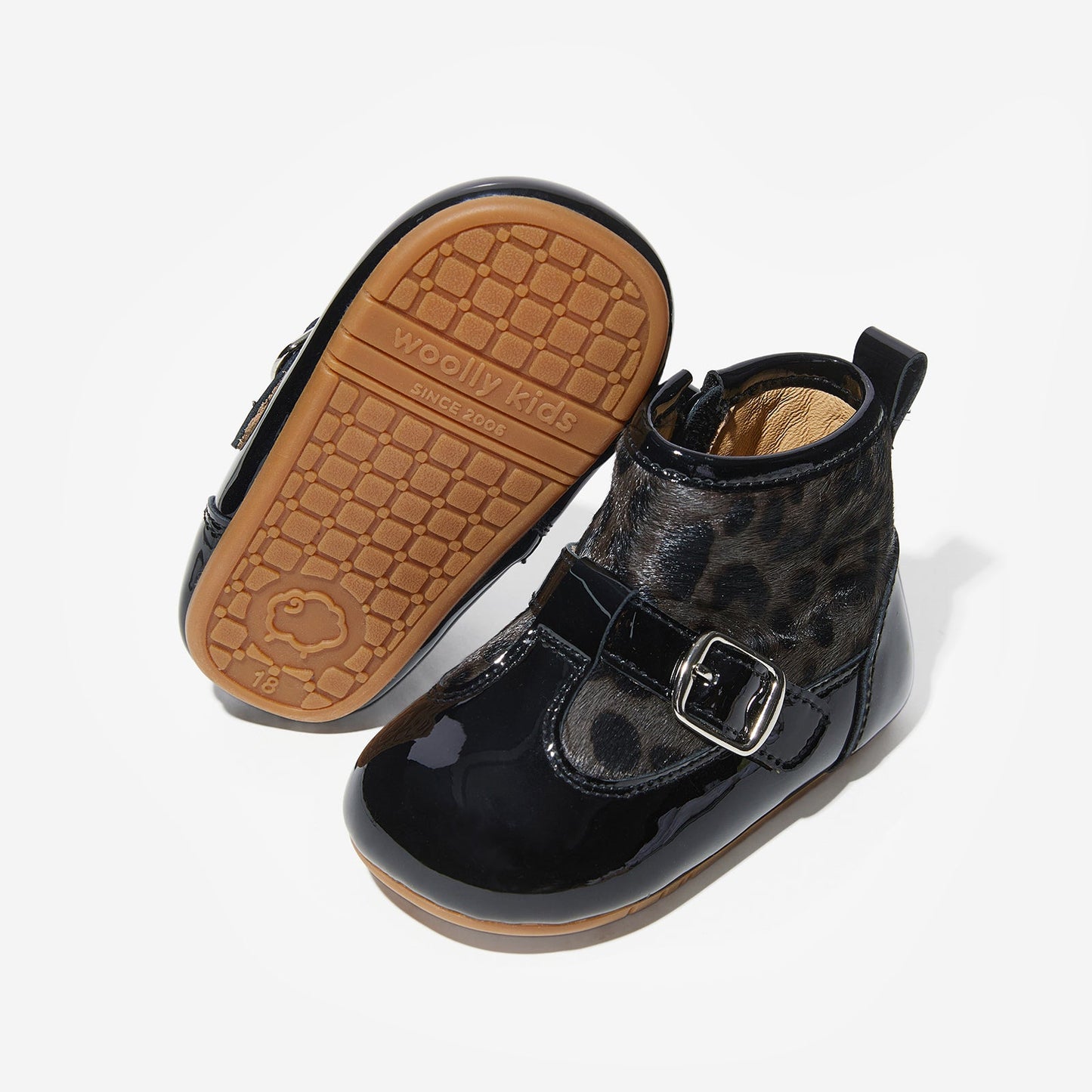Alva - Obsidian Black