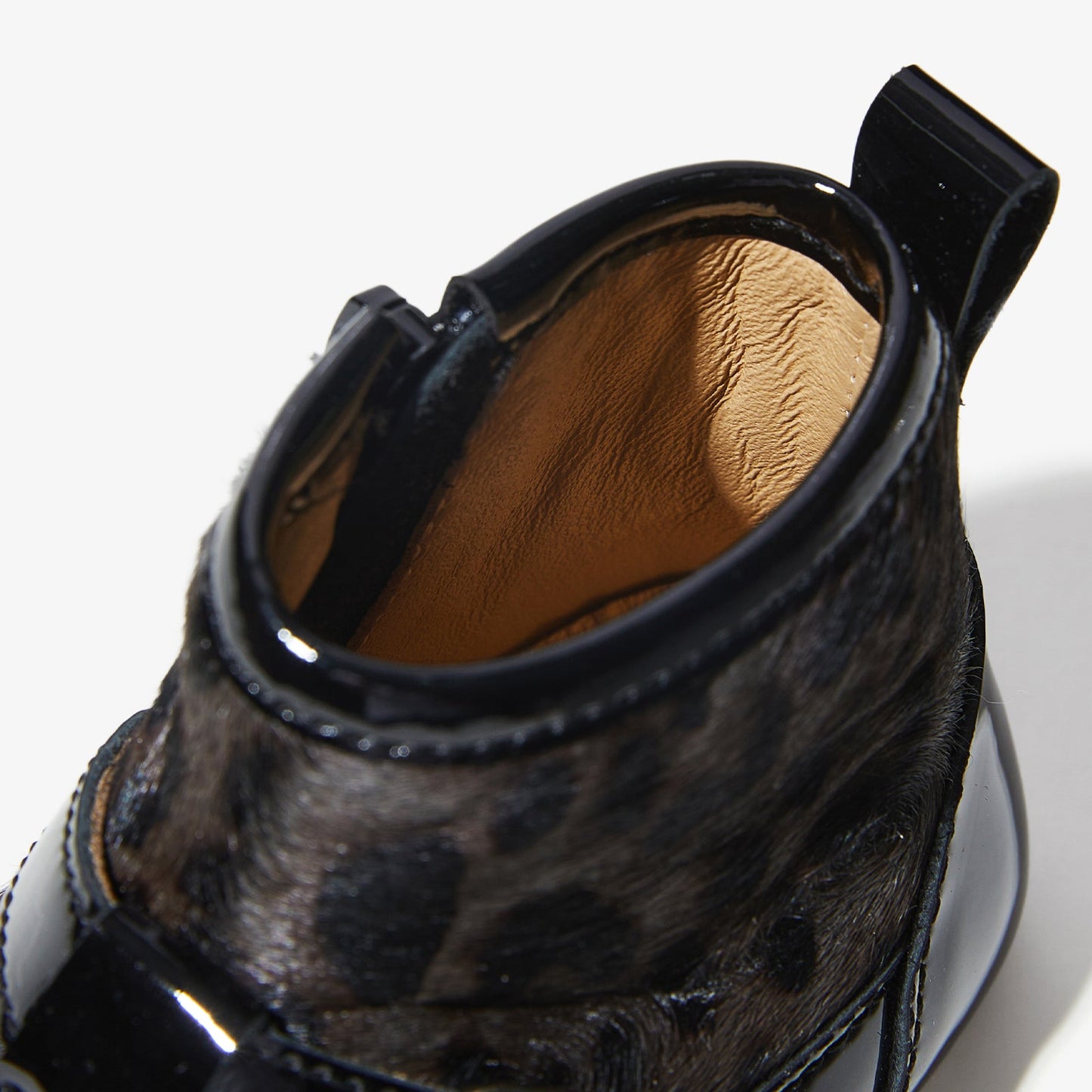 Alva - Obsidian Black