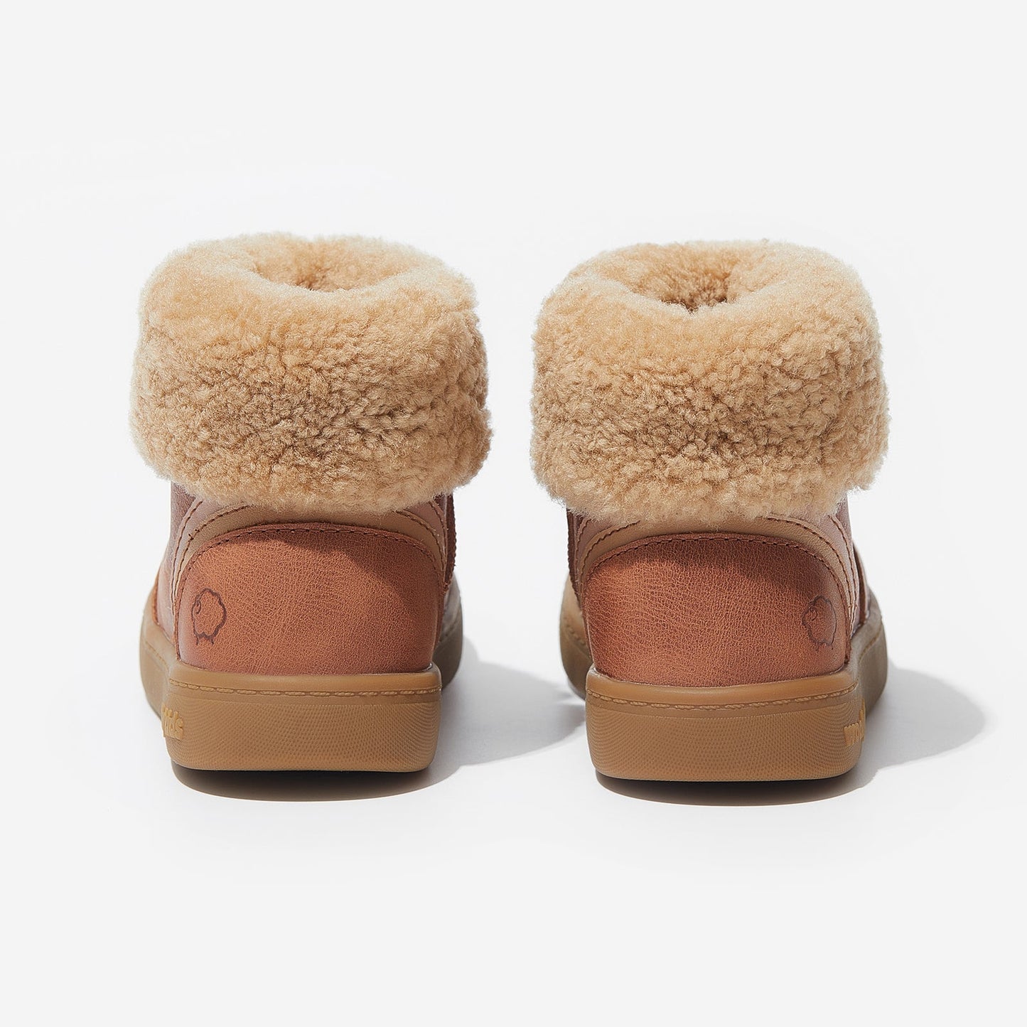 Bianca - Chestnut Brown
