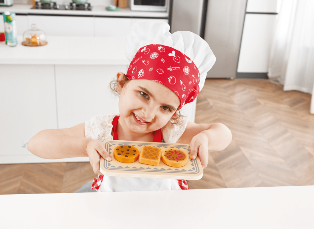 Hape - My Baking Oven With Magic Cookies
