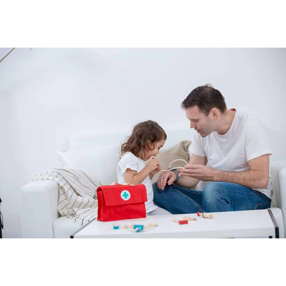 Plan Toys doctor kit