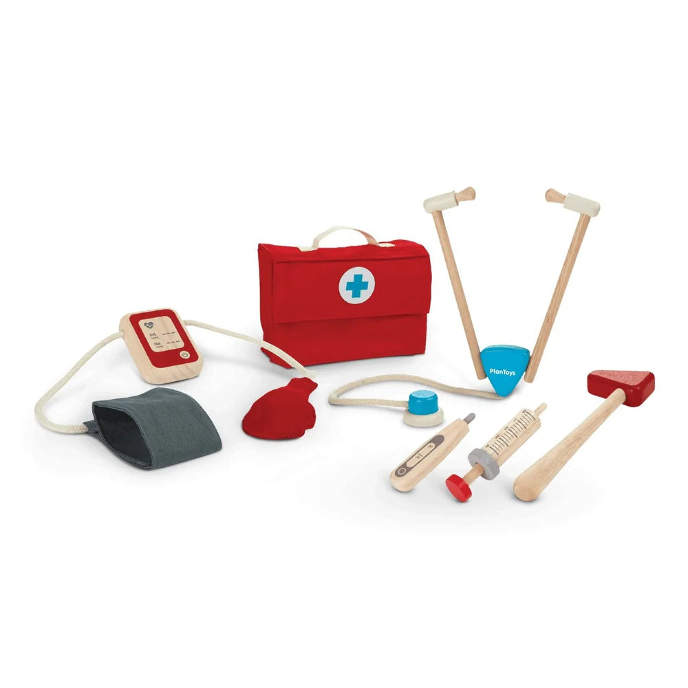 Plan Toys doctor kit