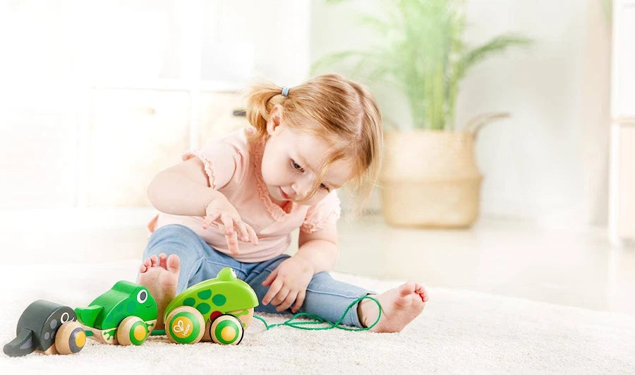 Hape Pull-Along Frog Family