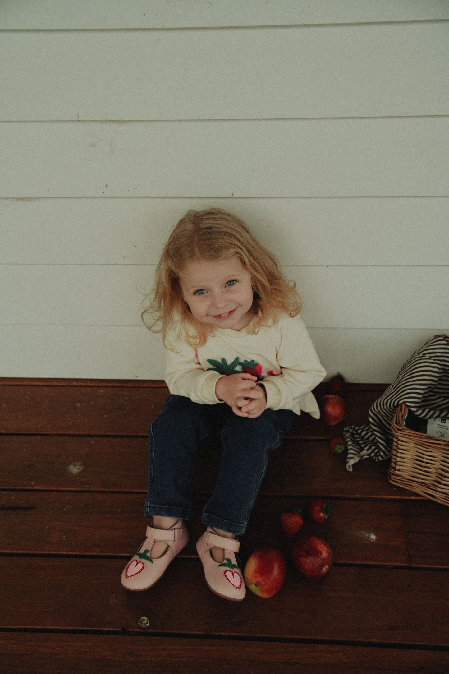 Strawberry Sweatshirt - Strawberry