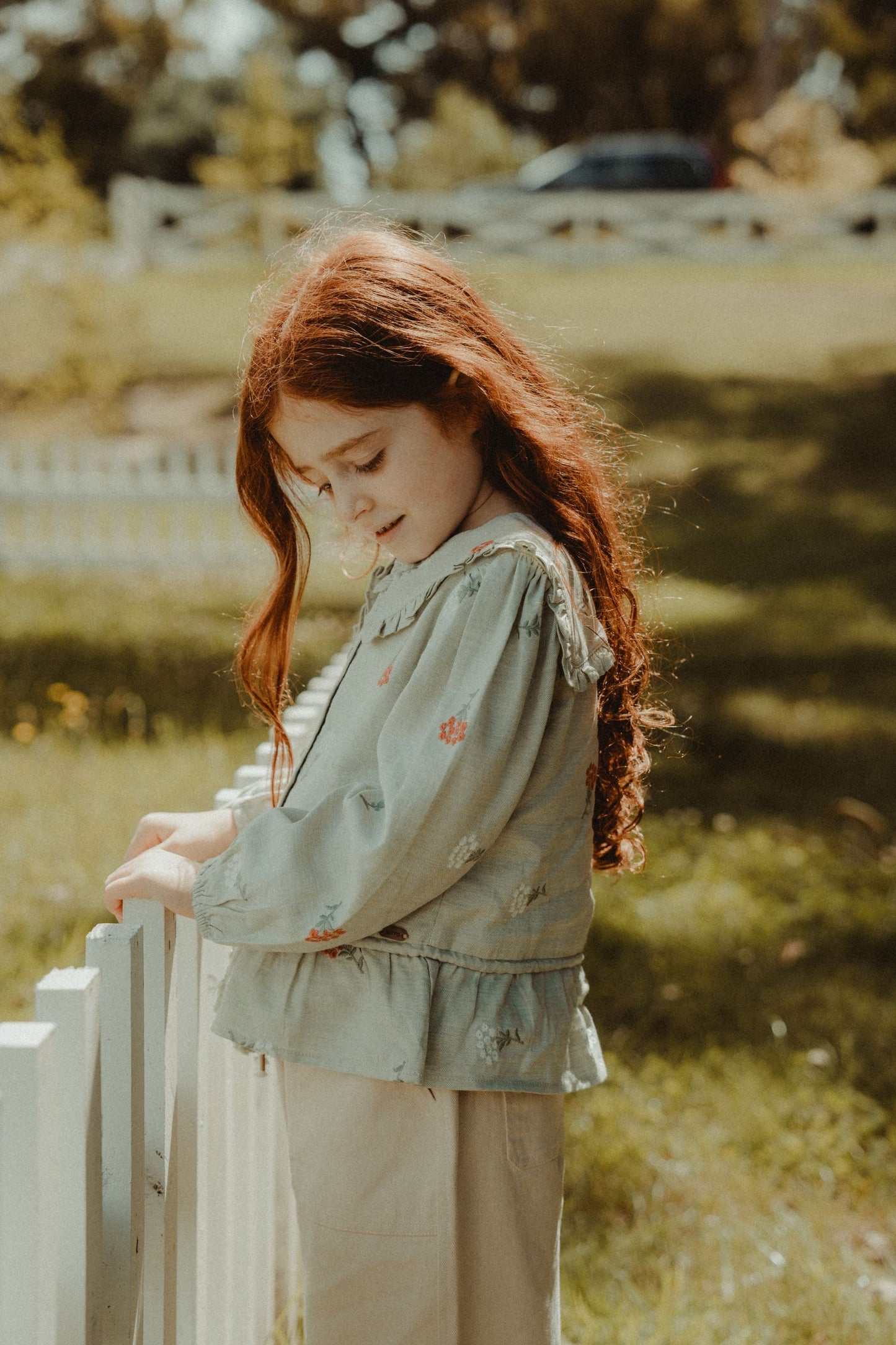 Long Sleeve Embroidered Blouse - Pale Green