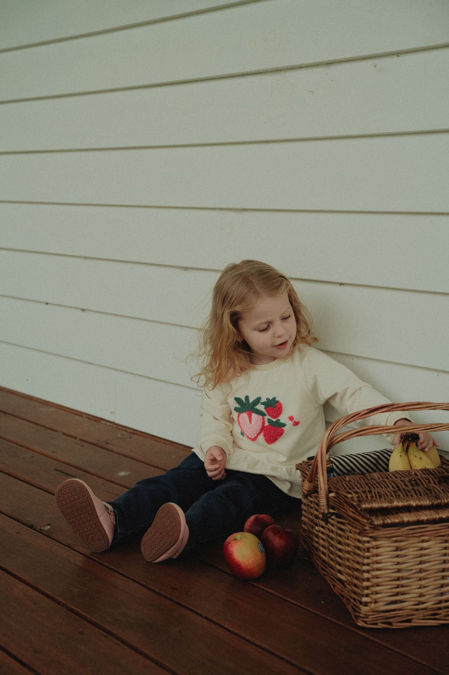 Strawberry Sweatshirt - Strawberry